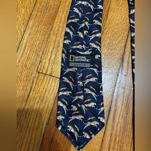 National Geographic Cheetah Mens Silk Neck Tie 59" Made In USA - Picture 5 of 6